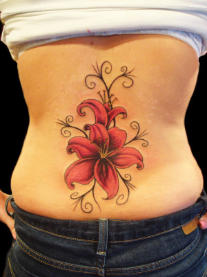 50 Vivacious Lower Back Tattoos For Women