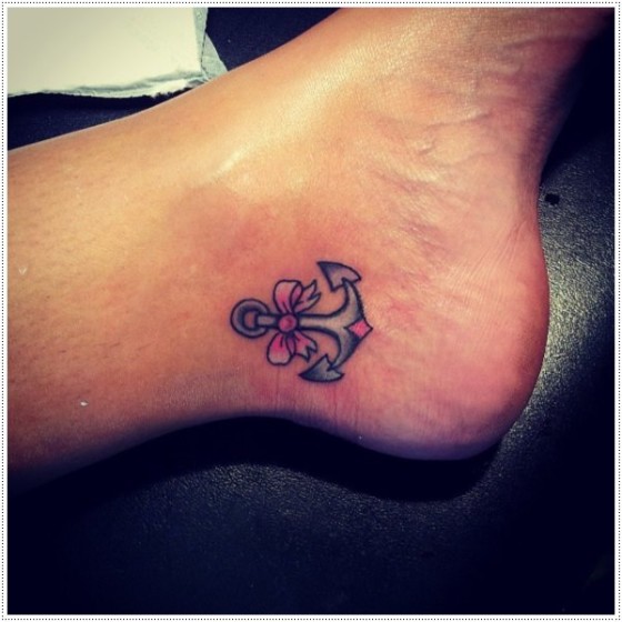 65 Small Tattoo Ideas for the Awesomeness Status