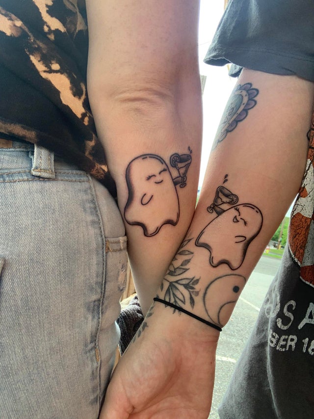 43 Stunning Wrist Couples Tattoos
